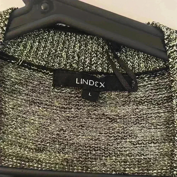 Women Top - Picture 4 of 5